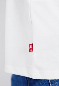 Levi's® Print T-shirt - cloud dancer