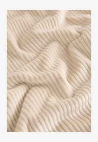 Non sélectionné, cream rib