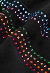 Ej vald, black rainbow diamante