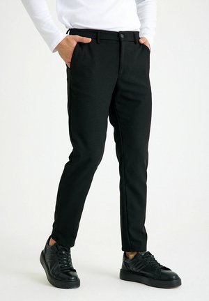 REGULAR FIT  JOGGER  - Trousers - black