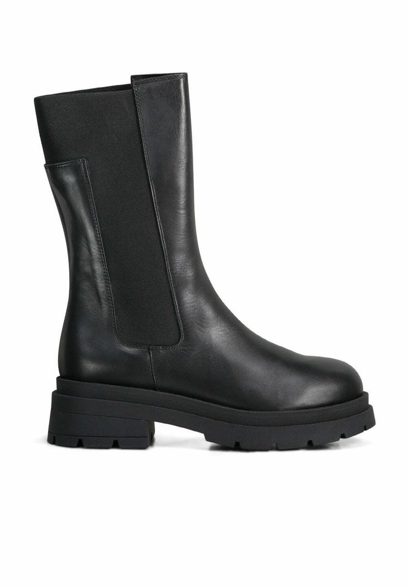 Via Tortona 18 Bottines à plateau - nero