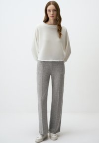 Jimmy Key ROUND NECK BATWING SLEEVE  - Pullover - ecru