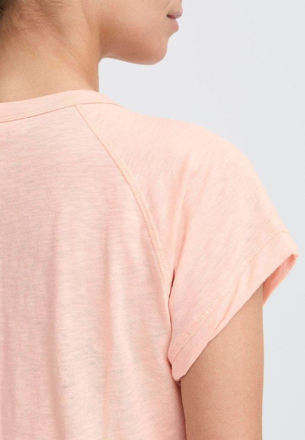 PZVIKTORIA - Basic T-shirt - peachskin2