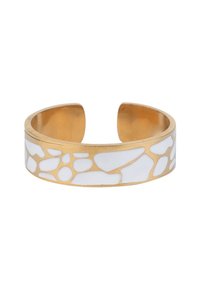 Gouden armband met een witte emaille inleg met een abstract, onregelmatig patroon. Gladde metalen oppervlak, minimalistisch ontwerp.