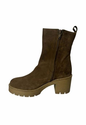 ZAHARA - Botines con plataforma - lodo