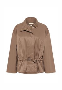 Veste marron à manches longues avec col montant, fermeture éclair et boutons-pression, taille cintrée avec ceinture nouée, et deux poches avant.