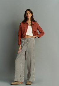 Next - CROPPED UTILITY REGULAR FIT - Jeansjacke - terracotta red Thumbnail-Bild 1