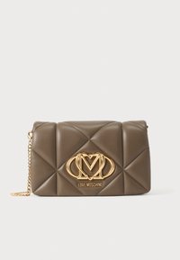 Δεν επιλέχθηκε, mud