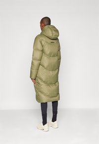 Burton LONG PARKA - Sulemantel - forest moss
