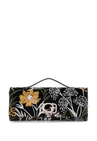 Zwarte fluwelen handtas met bloemenborduursel in geel en wit, versierd met sequins en een zilveren logoaccent, voorzien van een bovenhandvat.
