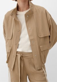 s.Oliver Let jakke / Sommerjakker - beige