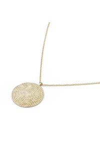 Collana con pendente in oro caratterizzato da un design a spirale testurizzato, unita da una catena sottile. Il pendente presenta una forma rotonda e una finitura lucida.
