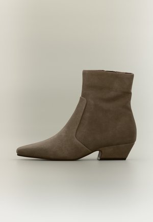 ALDO, FRANNIE  PILLOW WALK - Bottes - khaki leather suede