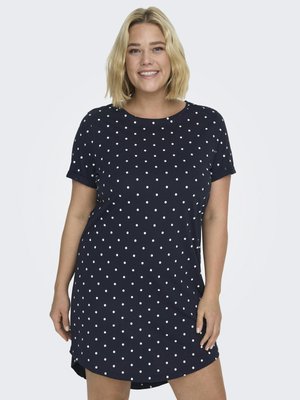Marinblå klänning med polka prickar som har korta ärmar, rund halsringning och en avslappnad passform, med vita prickar jämnt fördelade över tyget.