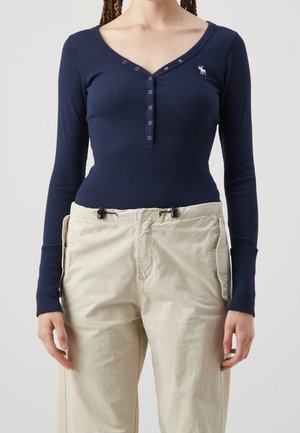 Bluzka z długim rękawem