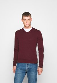 Pier One by Zalando - 2PACK - Jumper - black/bordeaux Thumbnail Image 1