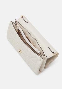 Guess ASSIA CROSSBODY FLAP ORGANIZER - Skuldertasker - stone