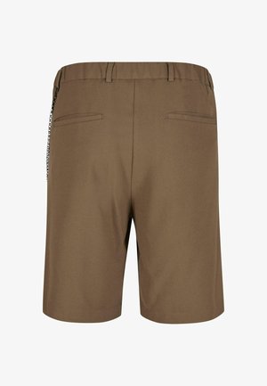 Smeđe hlačice od glatkog tkanja, s ravnim prednjim dijelom te dva stražnja džepa s izrazito suptilnom teksturom i opuštenim krojem.