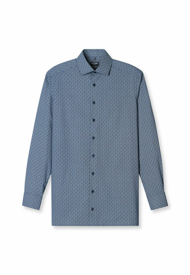 Blaues langärmliges Hemd mit Knöpfen, kleinem geometrischen Muster und Kentkragen, flach auf einem weißen Hintergrund liegend.