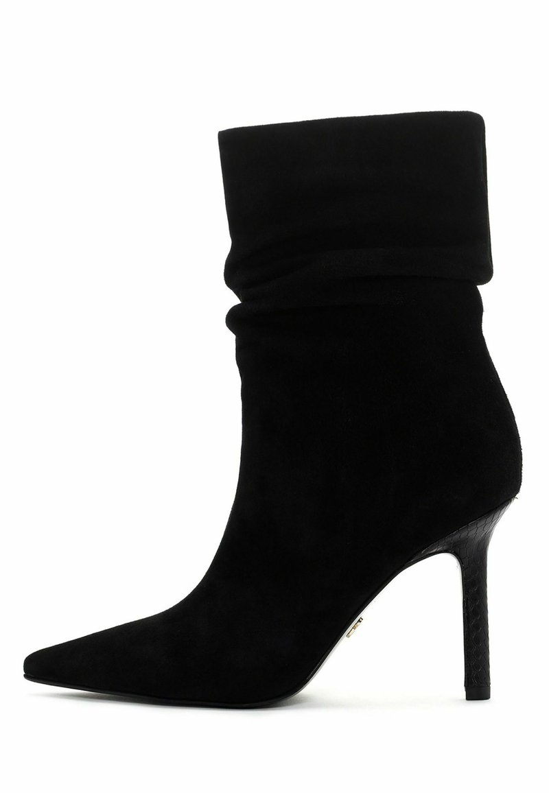 Derimod WRINKLE - Botines - black