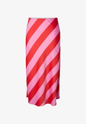 Midi φούστα με κόκκινες και ροζ ρίγες, κατασκευασμένη από λείο ύφασμα. Διαθέτει διαγώνιες ρίγες και πλευρική σχισμή στο τελείωμα για επιπλέον λεπτομέρεια.