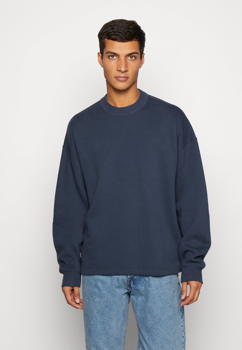 Abercrombie & Fitch ESSENTIAL OPEN HEM CREW Sweatshirt navy