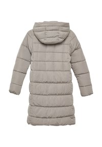 Duga svijetlosiva zimska jakna s kapuljačom, prikazana sa stražnje strane, sa horizontalnim i kvadratnim uzorcima šivanja.