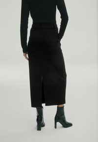 Next Zīmuļsvārki - black