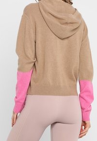 Filippa K Bluza z kapturem