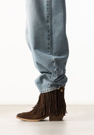 sacha, Bottines de cowboy / motard - brown