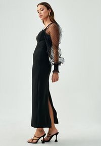BWLDR ARLI  - Maksi suknelė - black