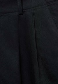 Mango Šortky - black