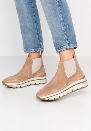Ankle boot