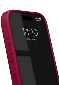 iDeal of Sweden SAFE IPHONE 17 - Handyhülle - cranberry