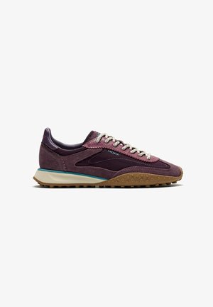 HOFF, BRIDGE MKII AUBERGINE UNISEX - Zapatillas - morado
