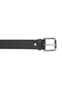 Schwarzer Leder-Gürtel mit glatter Textur, ausgestattet mit einer silbernen Metallschnalle und einer passenden Lederschlaufe.