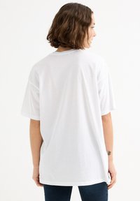 INSIDE MANGA CORTA RABBIT - Camiseta estampada - blanco