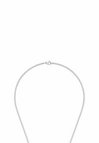 Collana in argento con design a anelli tondi, dotata di chiusura a gancio, texture liscia e una leggera lucentezza.