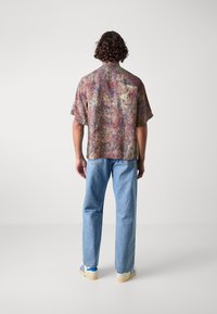 Jack & Jones JCOLAVA BOXY - Ing - brown