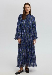 Touché Privé WITH RUFFLES - Robe longue - patterned