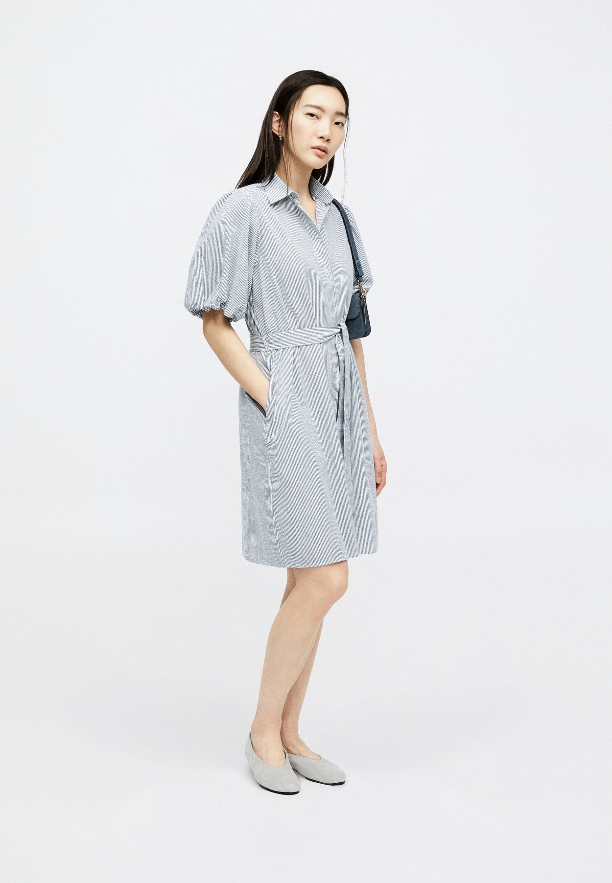 SEERSUCKER PUFF SLEEVE DRESS