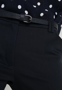 More & More Pantalon classique - dark blue