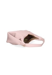 Borsa sintetica rosa trapuntata con zip superiore, tracolla singola e fodera interna. Presenta un esterno testurizzato e hardware dorato.