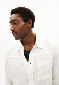 ARMEDANGELS MAALGAANO PURE LINO - Hemd - white