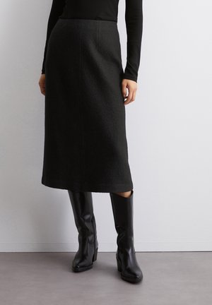 MIDI-LENGTH - A-line skirt - black