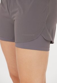 Endurance LAUF-VAL - Träningsshorts - excalibur