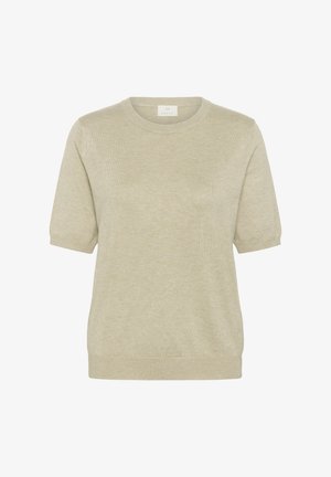 Kerge beeži värvi lühikeste varrukatega sviiter, mis on valmistatud pehmest kudumist, ümmarguse kaelusega ja õrna tekstuuriga, ilma mustrite või kaunistusteta.