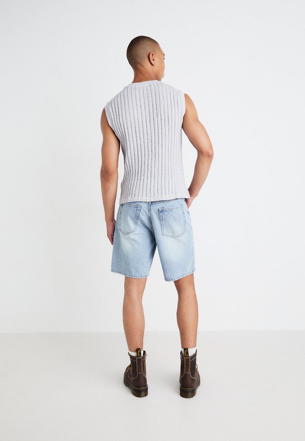 GALAXY LOOSE - Denim shorts