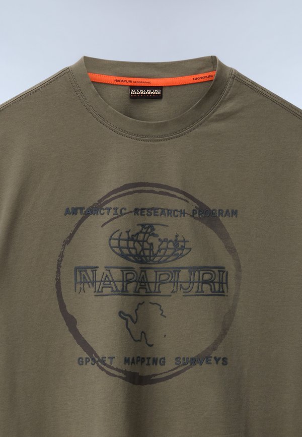 BALD - Print T-shirt - tea leaf3