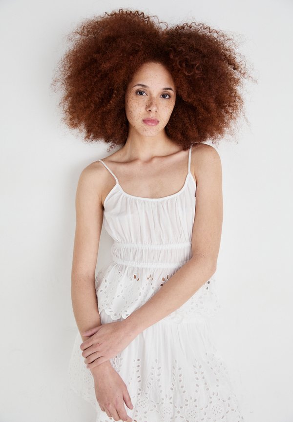 SMOCKED EYELET TANK - Top4